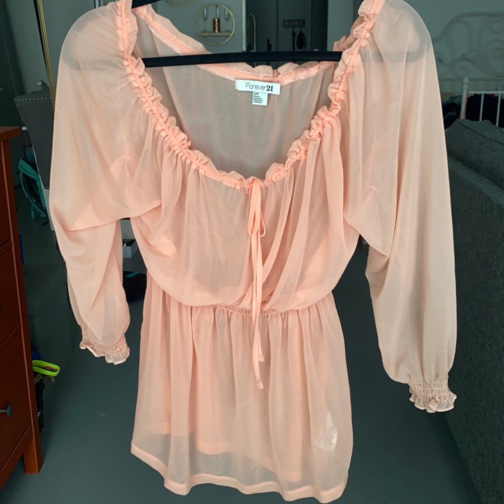 Flowy Long sleeve dress blouse